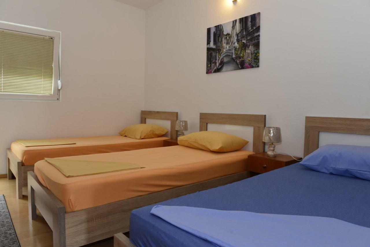 Apartmán Enko 1 Tivat Exteriér fotografie